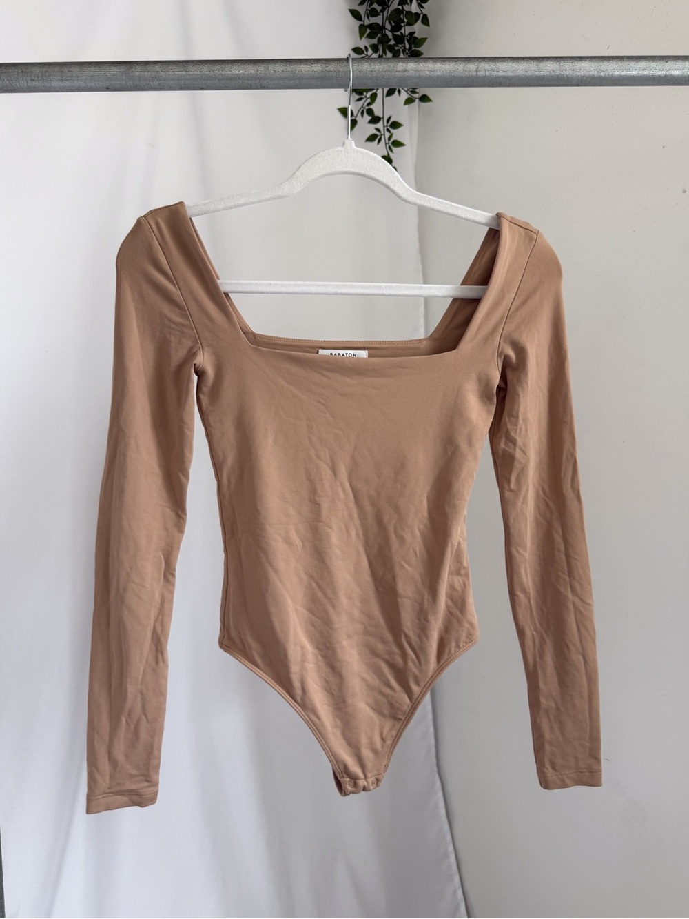 Babaton contour longsleeve bodysuit